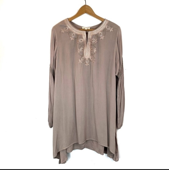 NWOT Umgee Embroidered Tunic Dress - Picture 1 of 4